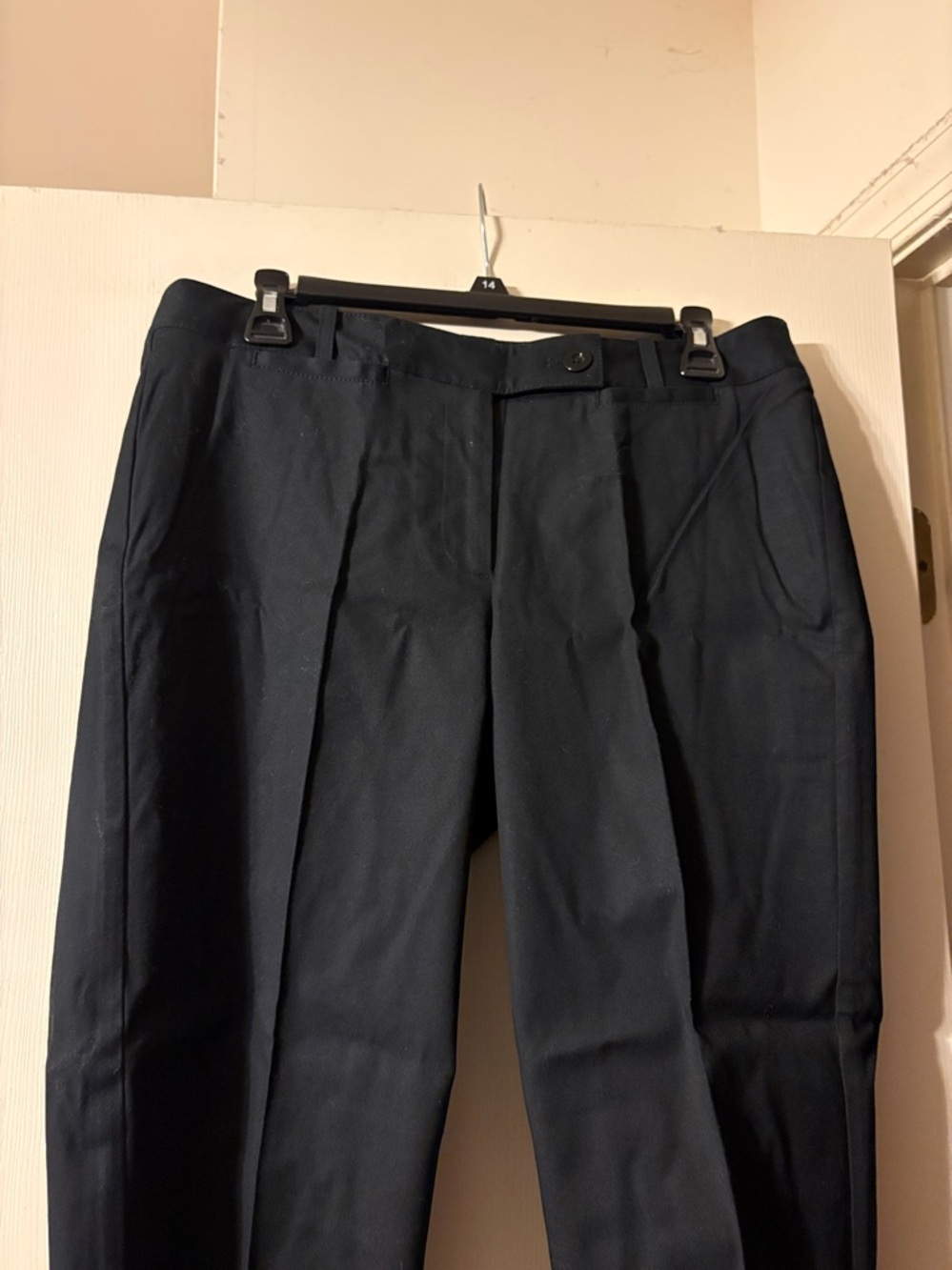 White House Black Market Black Slim Crop Pants Size 8 - Picture 2 of 7